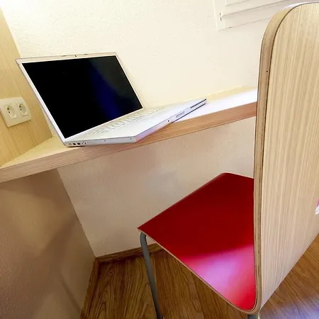 Premiere Classe Toulouse Sud - Innopole Szálloda